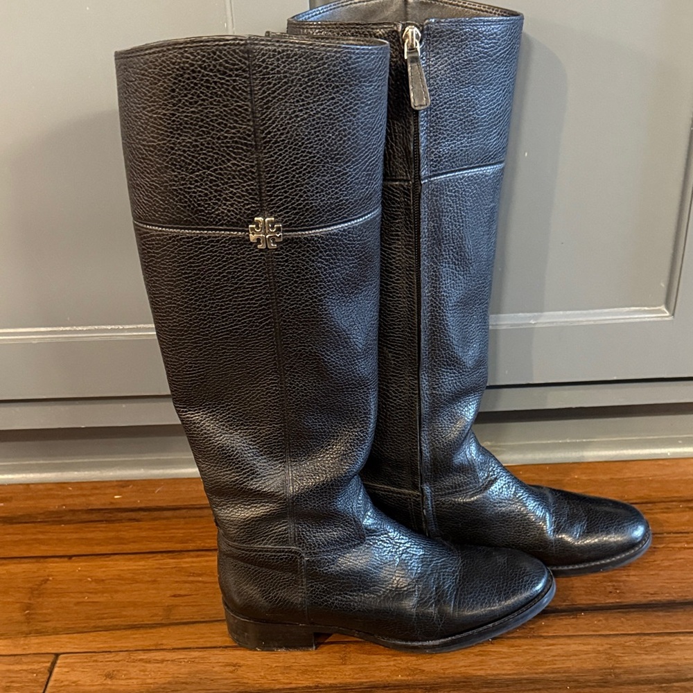 Tory Burch Black Leather boots